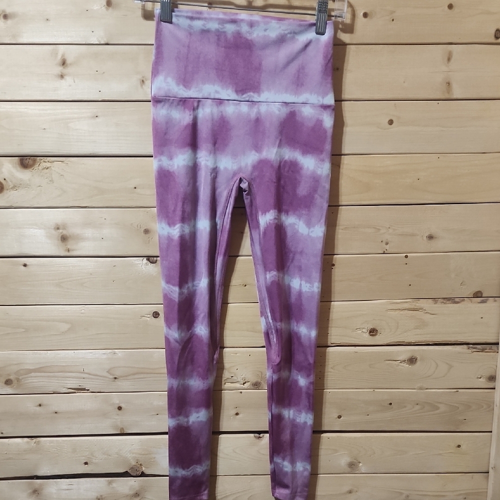 K-DEER Sneaker Length Leggings Size Medium